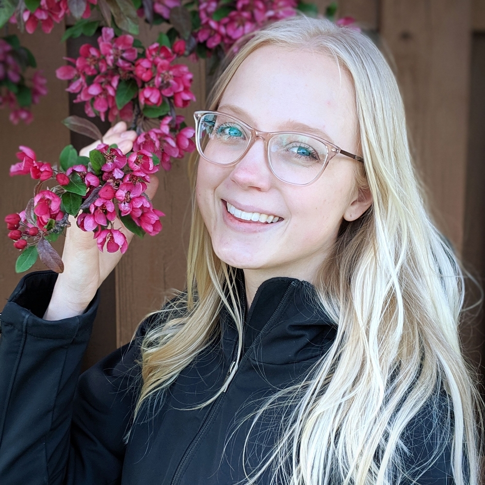 Meet your Posher, Rebecca